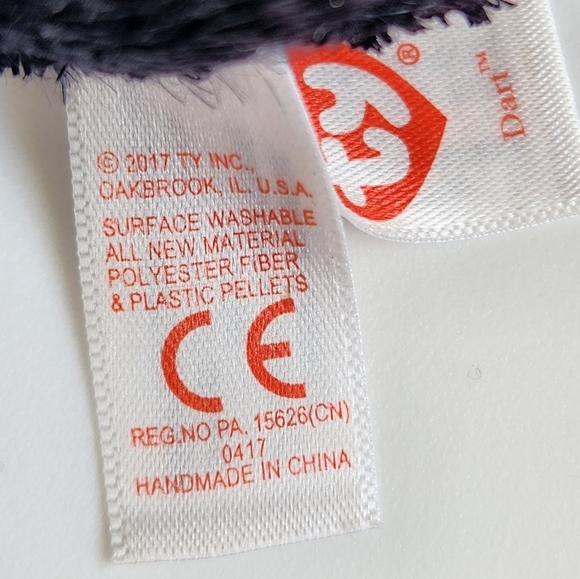 Ty Beanie Boos - DART the Halloween Bat 6" Plush Toy- Holiday Special Edition - Picture 4 of 6